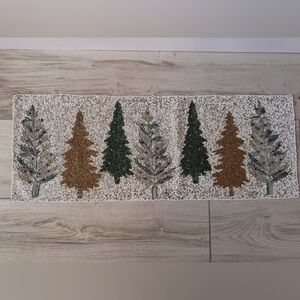 Holiday Beaded Tree Table Runner - Green & Gold